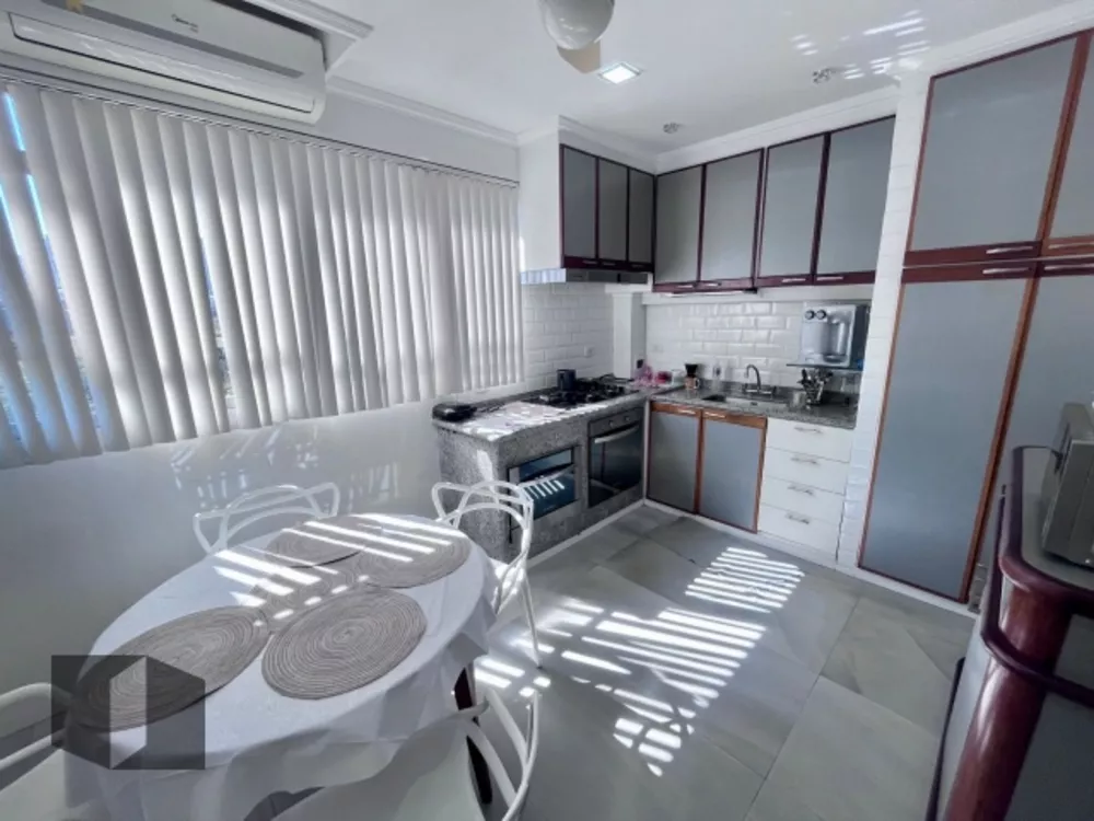 Cobertura, 3 quartos, 229 m² - Foto 8