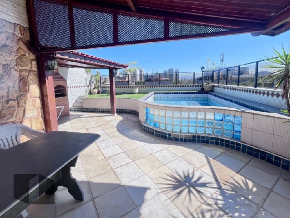 Cobertura, 3 quartos, 229 m² - Foto 2