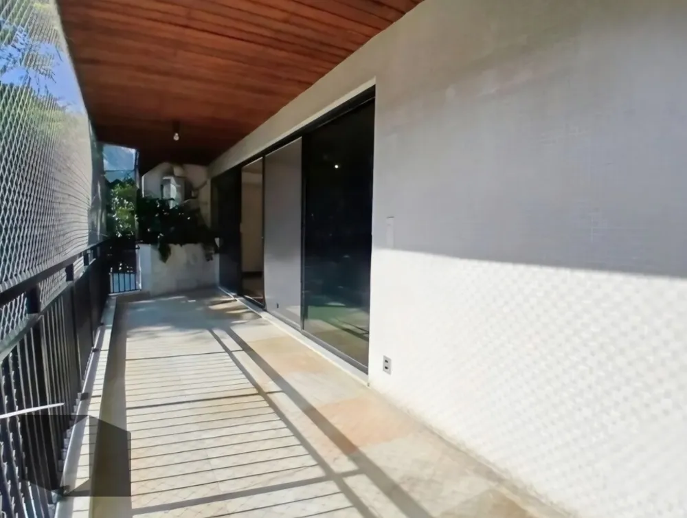 Apartamento, 3 quartos, 156 m² - Foto 2