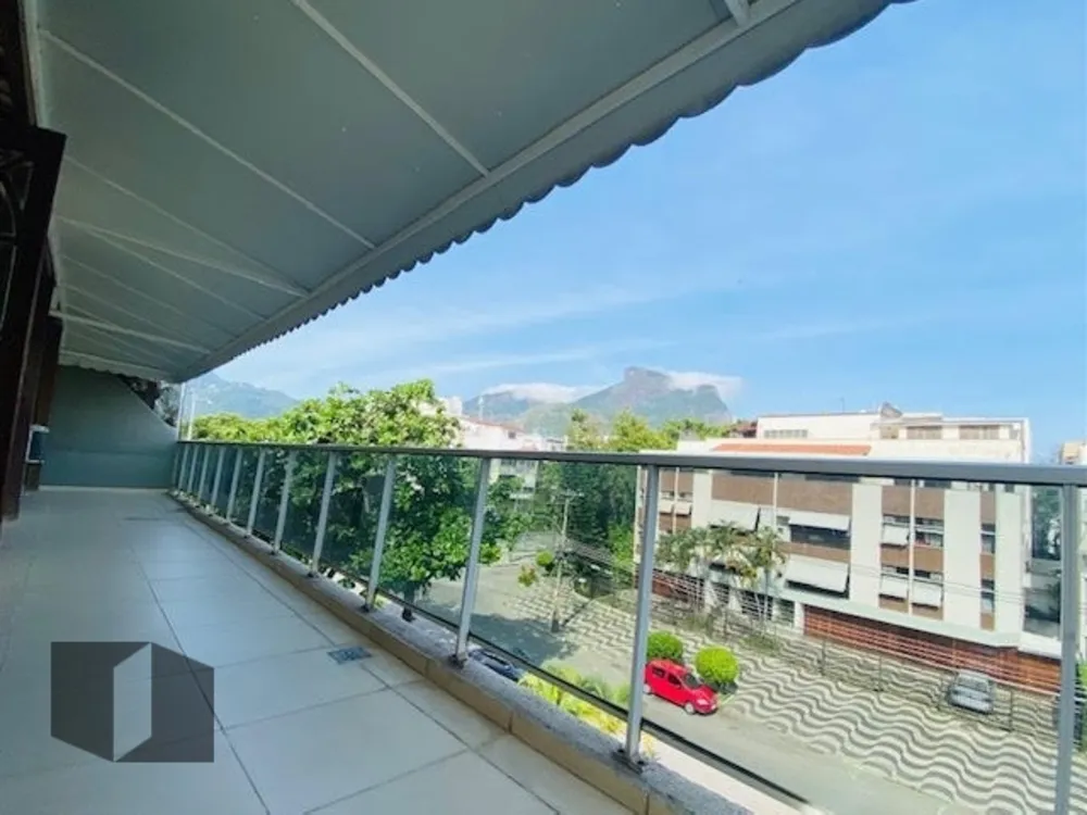 Cobertura, 3 quartos, 330 m² - Foto 2
