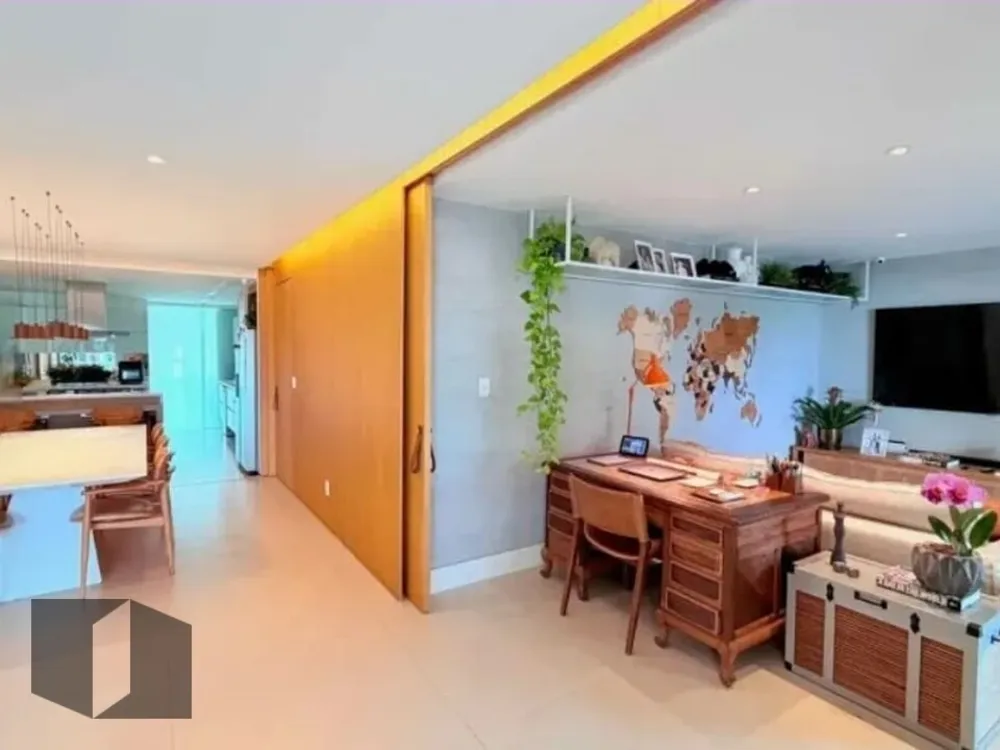 Apartamento, 4 quartos, 218 m² - Foto 1