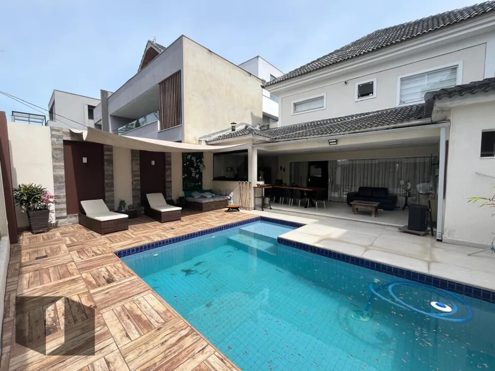 Casa, 4 quartos, 350 m² - Foto 1