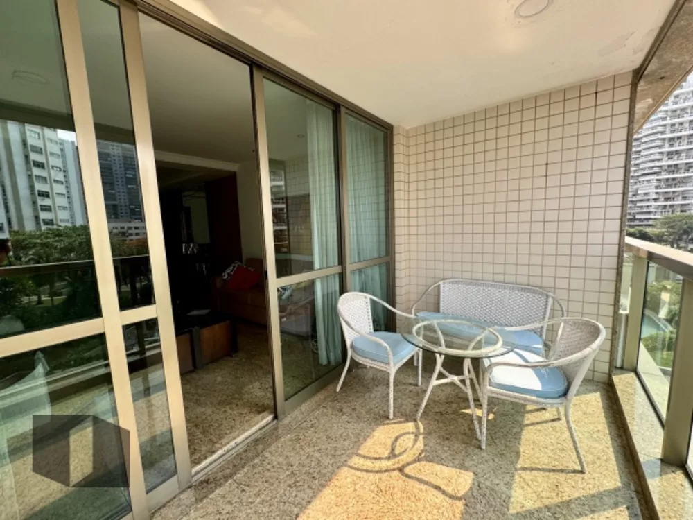 Apartamento à venda com 4 quartos, 147m² - Foto 5