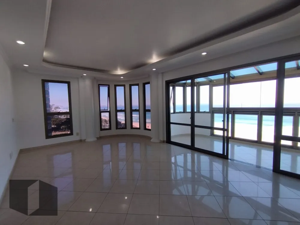 Cobertura, 2 quartos, 201 m² - Foto 5