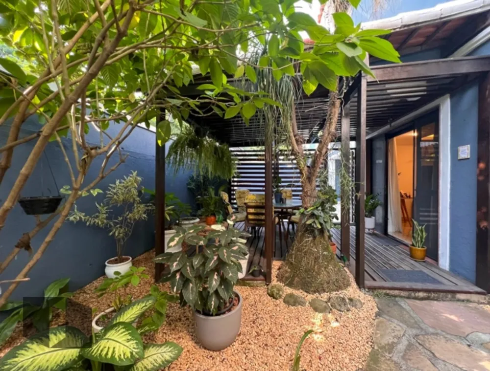 Casa, 6 quartos, 221 m² - Foto 2