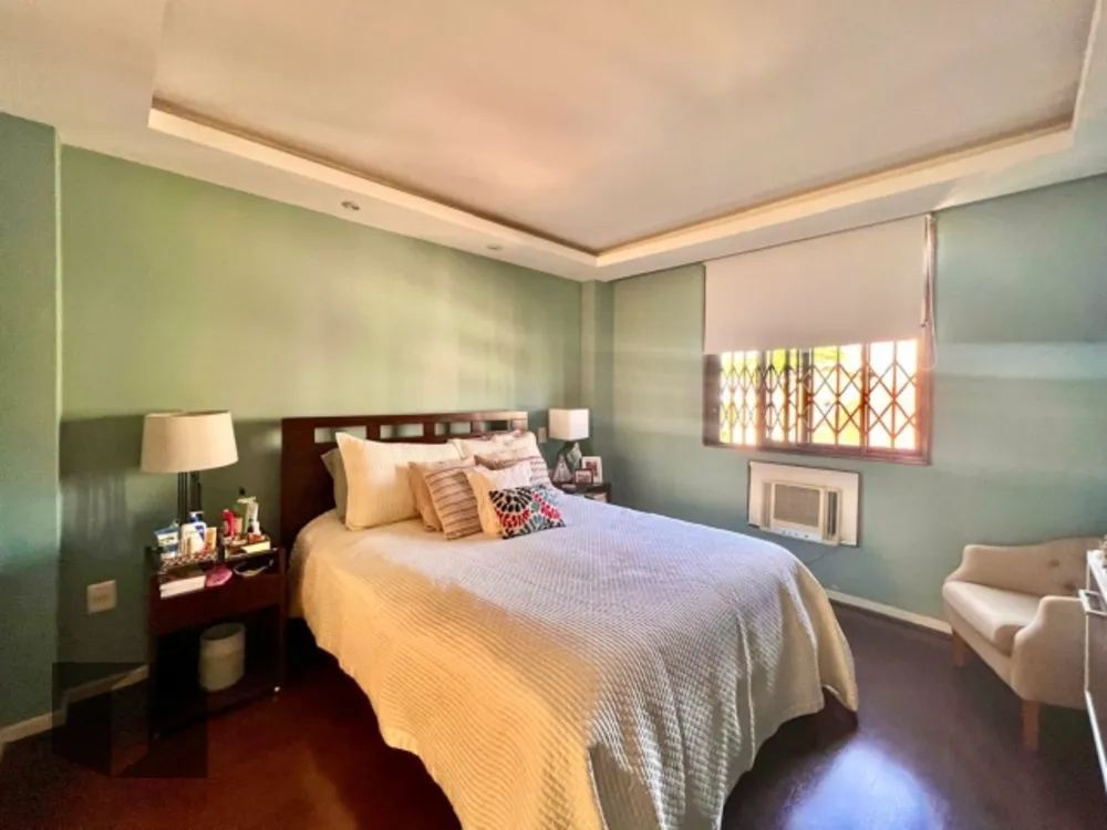 Casa, 6 quartos, 221 m² - Foto 10