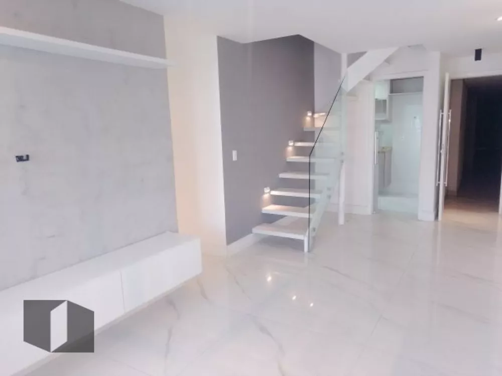 Cobertura, 3 quartos, 149 m² - Foto 2