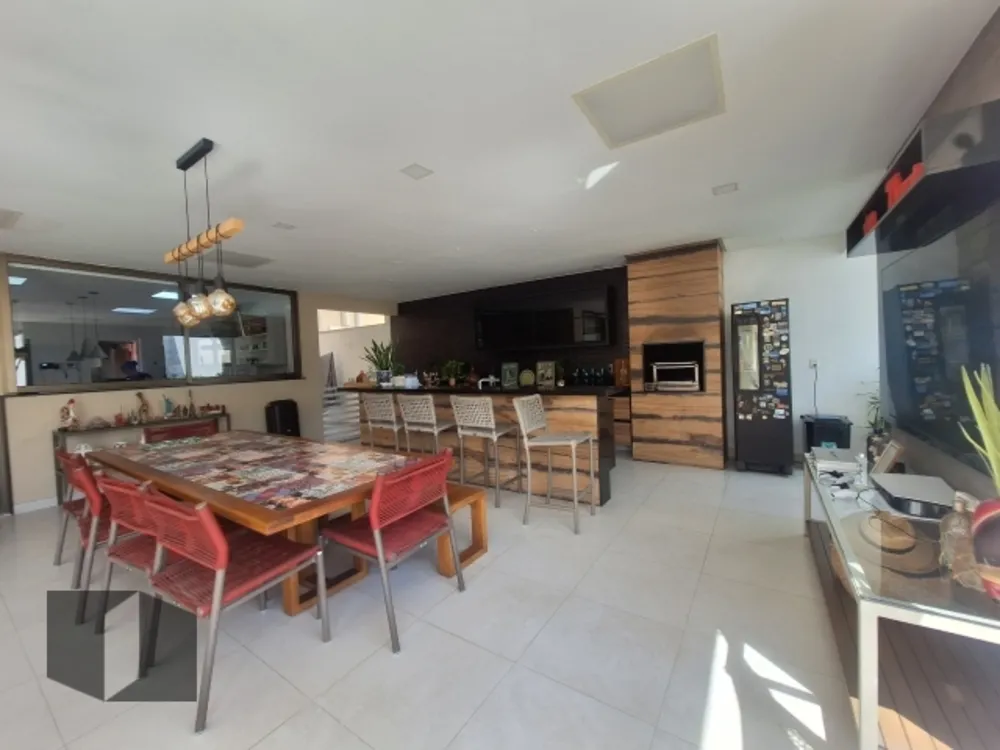 Casa, 5 quartos, 363 m² - Foto 9