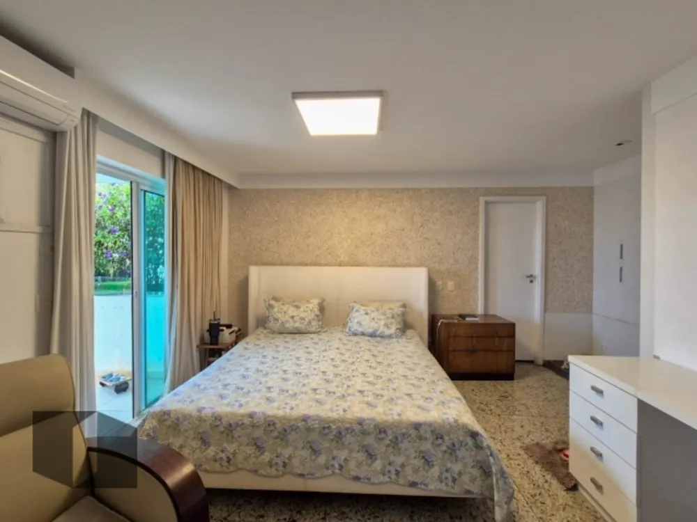 Cobertura, 4 quartos, 264 m² - Foto 17