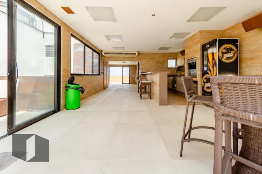 Cobertura, 3 quartos, 283 m² - Foto 4