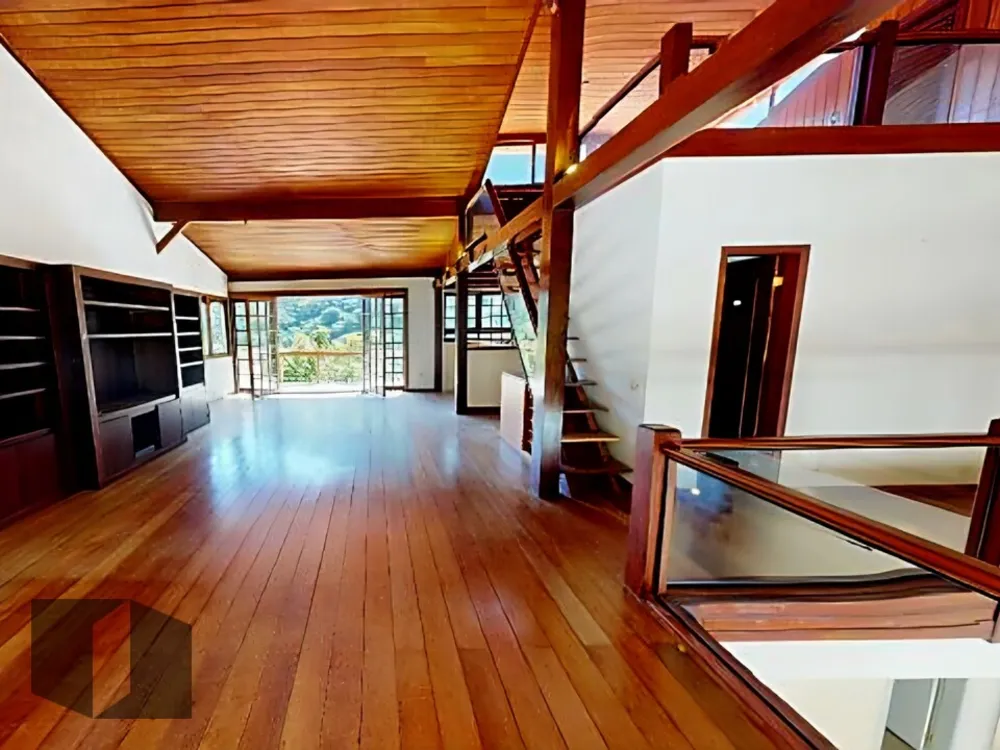 Casa, 3 quartos, 352 m² - Foto 1