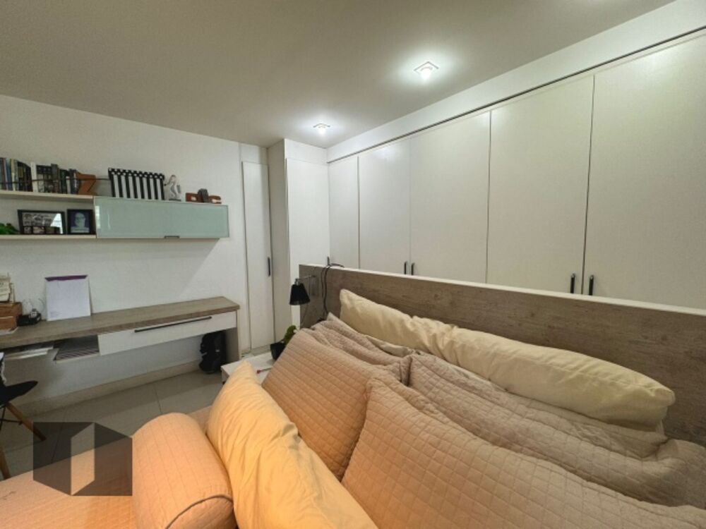 Cobertura, 3 quartos, 198 m² - Foto 2