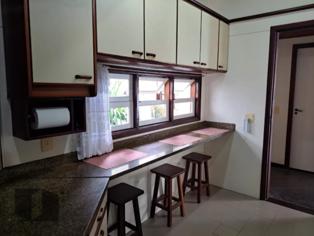 Casa, 3 quartos, 270 m² - Foto 11