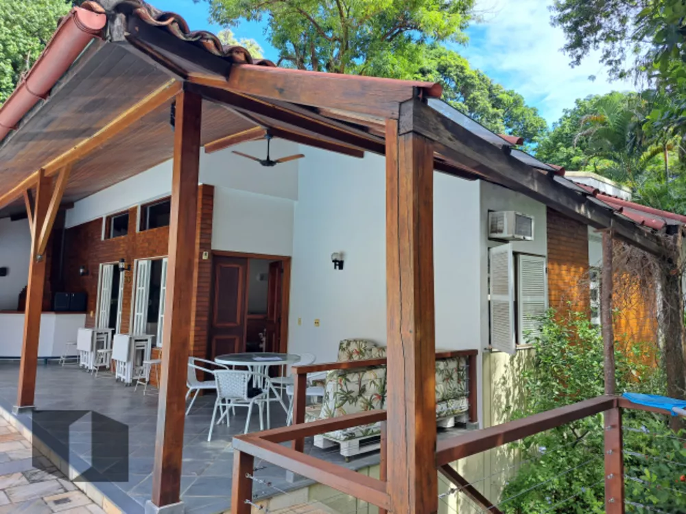 Casa, 3 quartos, 270 m² - Foto 15