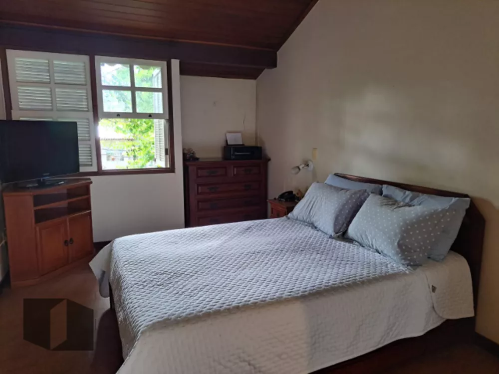 Casa, 3 quartos, 270 m² - Foto 14