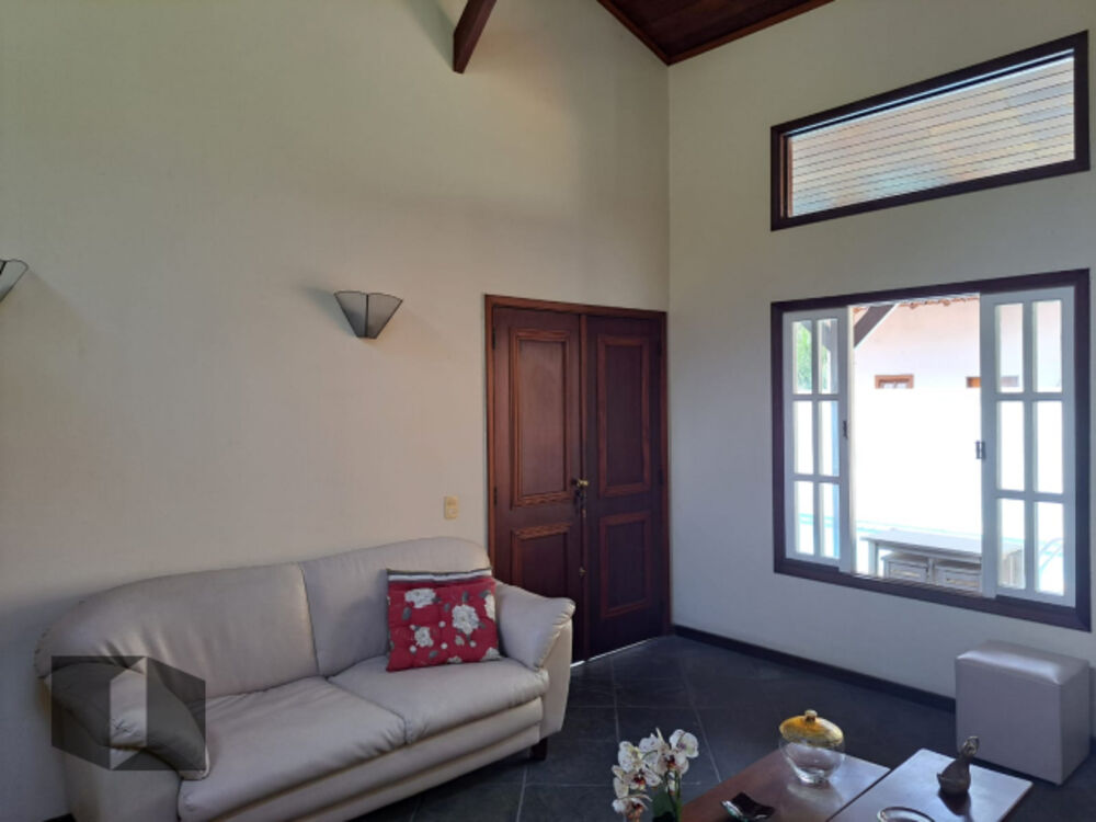 Casa, 3 quartos, 270 m² - Foto 4