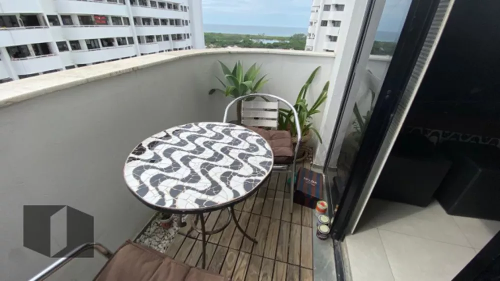 Apartamento à venda com 2 quartos, 75m² - Foto 4