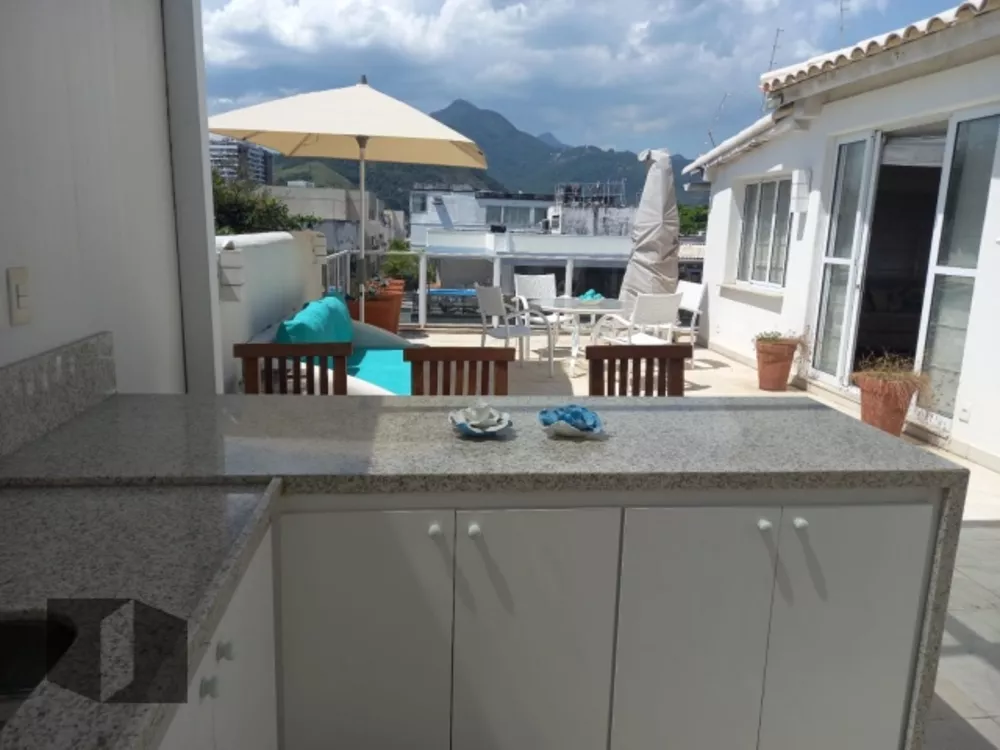 Cobertura, 3 quartos, 218 m² - Foto 3