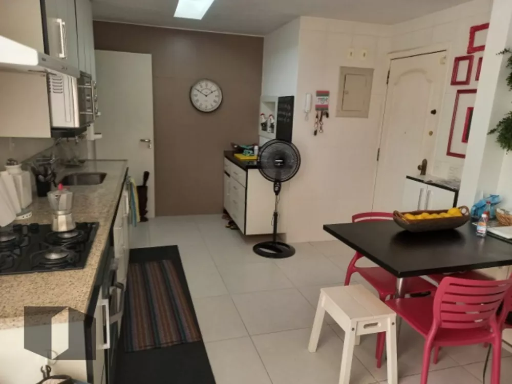 Cobertura, 3 quartos, 218 m² - Foto 37