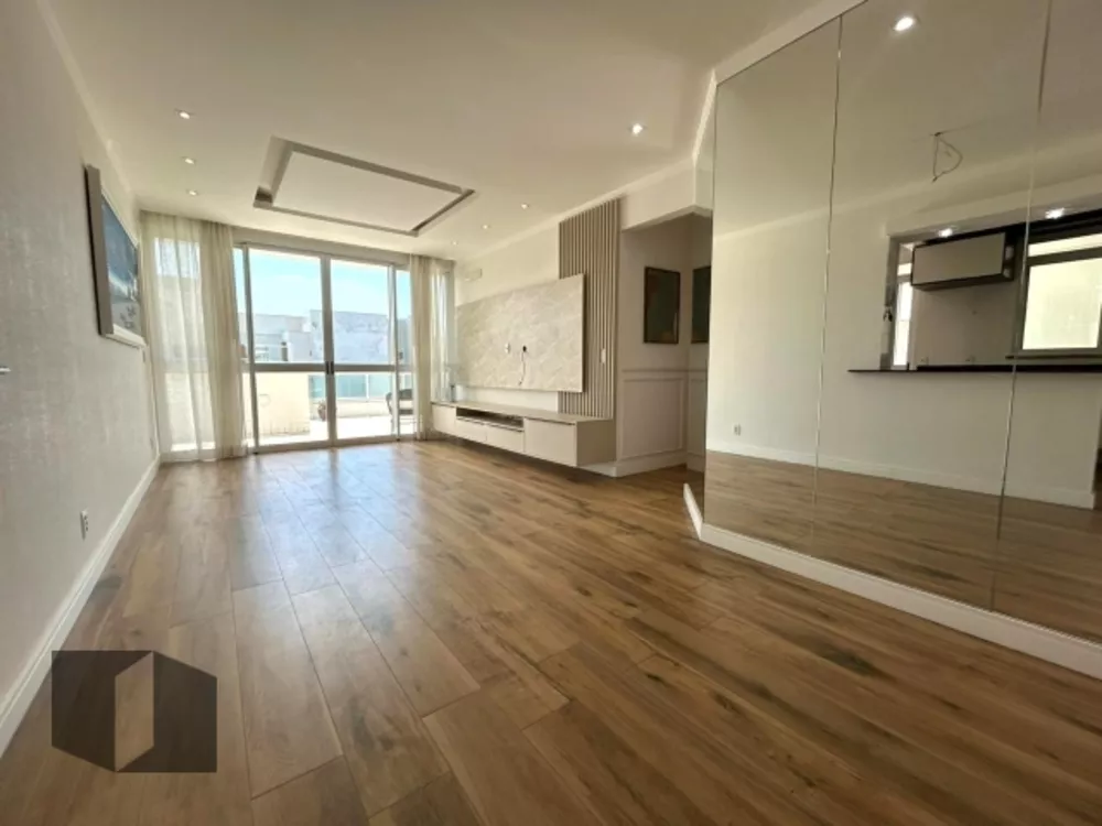 Cobertura, 3 quartos, 198 m² - Foto 3