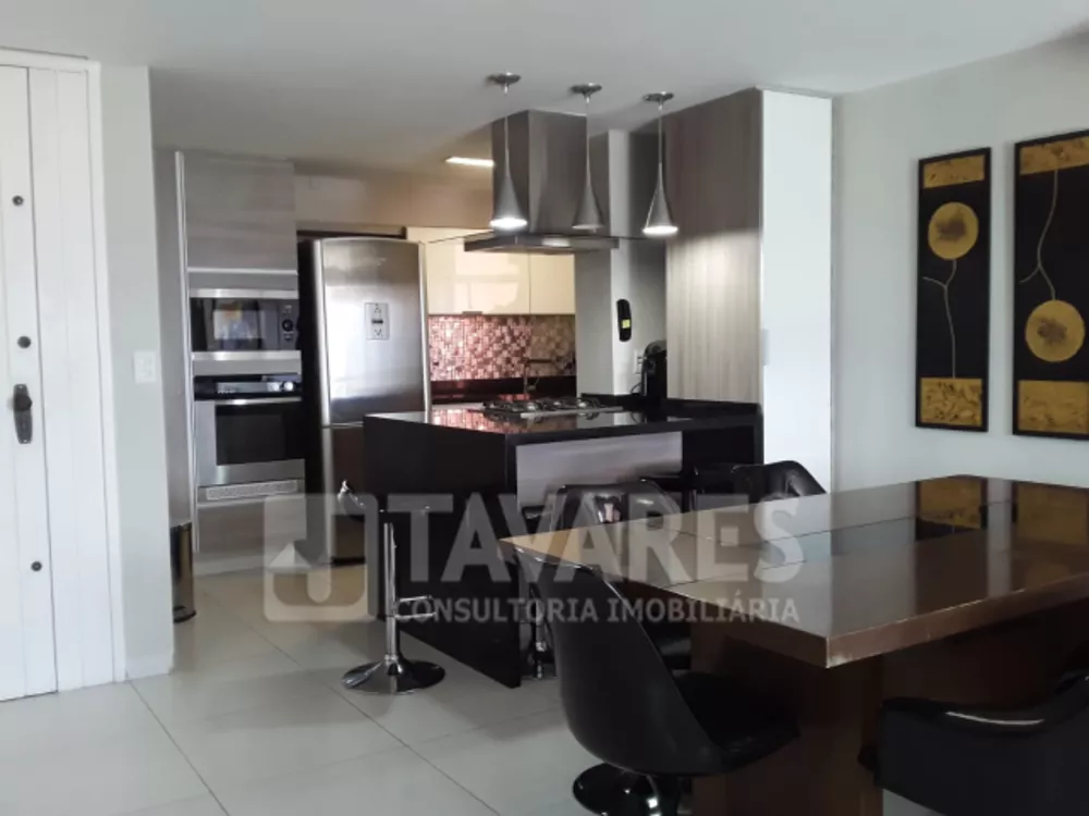 Cobertura à venda com 2 quartos, 141m² - Foto 4