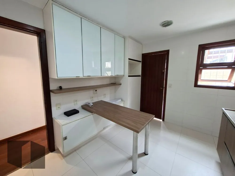 Casa, 4 quartos, 263 m² - Foto 17