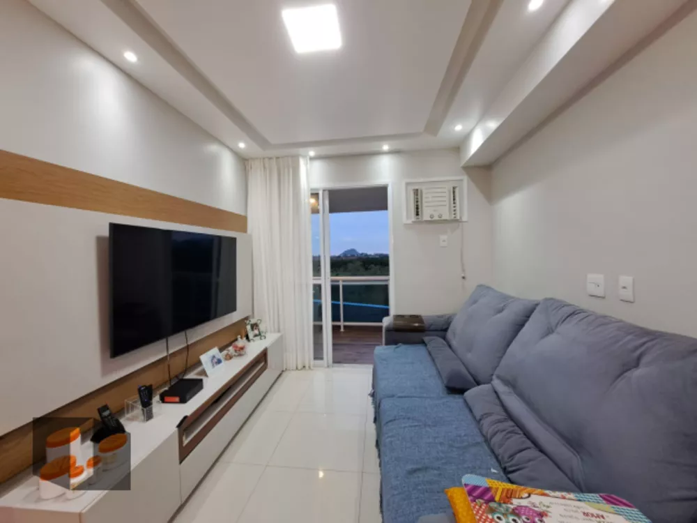 Apartamento à venda com 3 quartos, 92m² - Foto 2