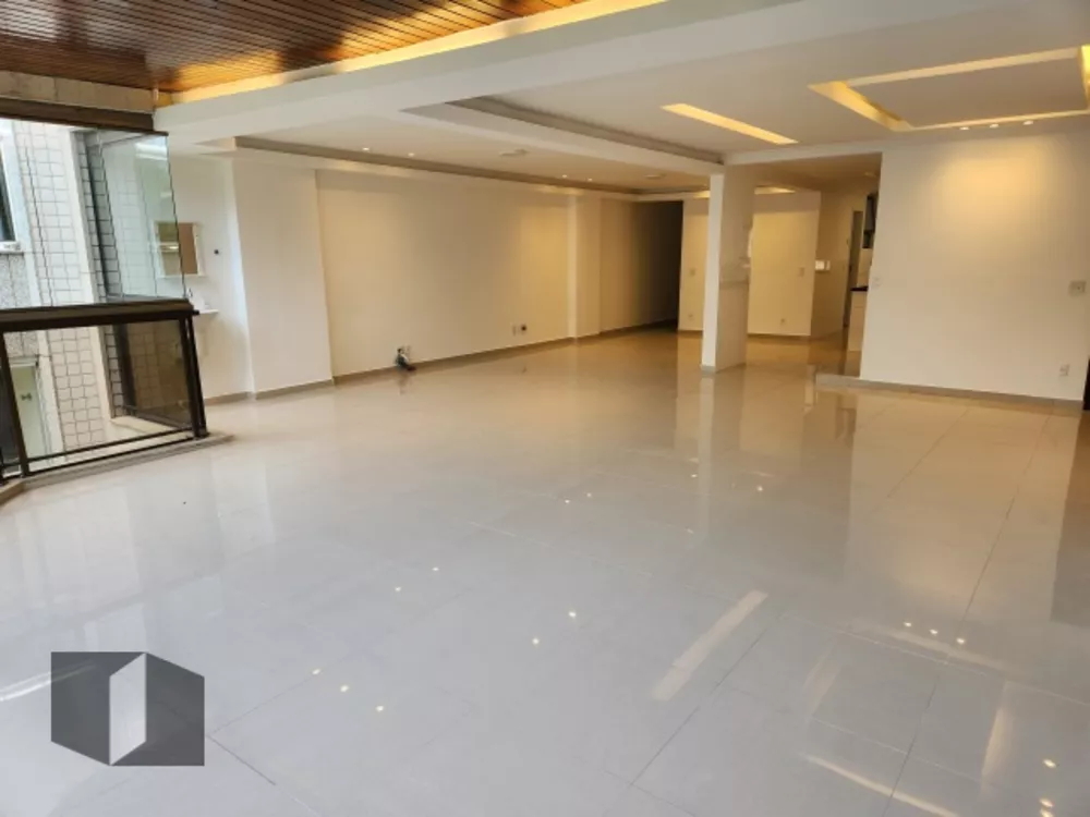 Apartamento, 3 quartos, 180 m² - Foto 1