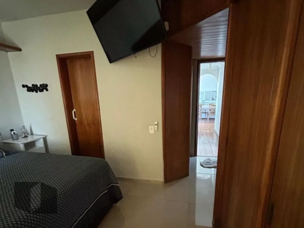 Cobertura, 3 quartos, 215 m² - Foto 9