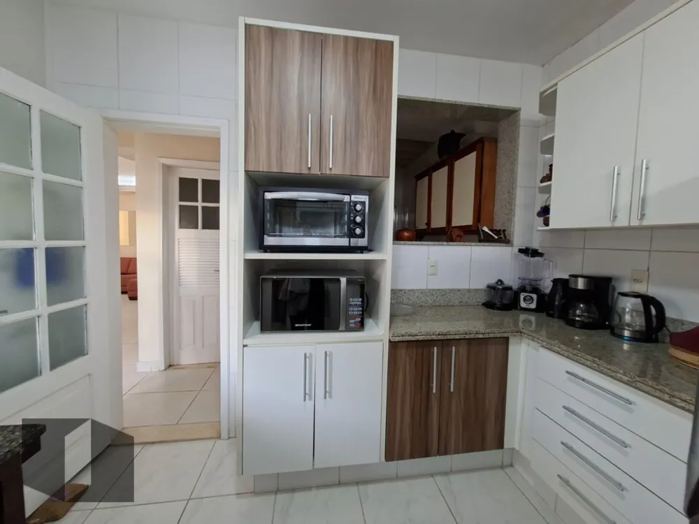 Casa, 6 quartos, 250 m² - Foto 10