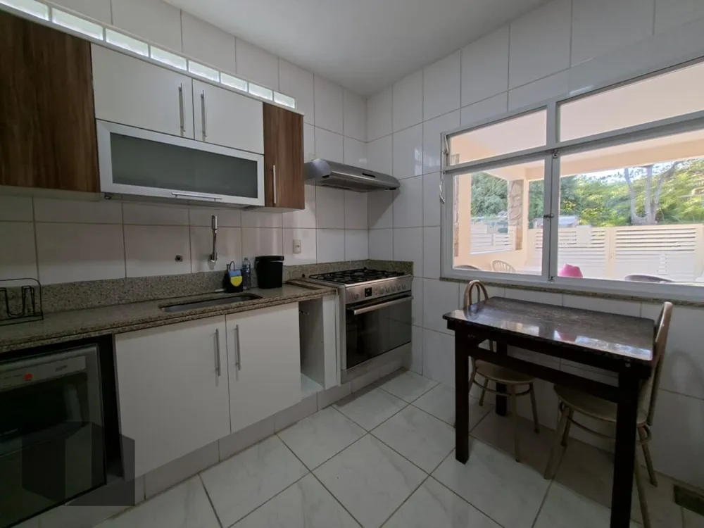 Casa, 6 quartos, 250 m² - Foto 8