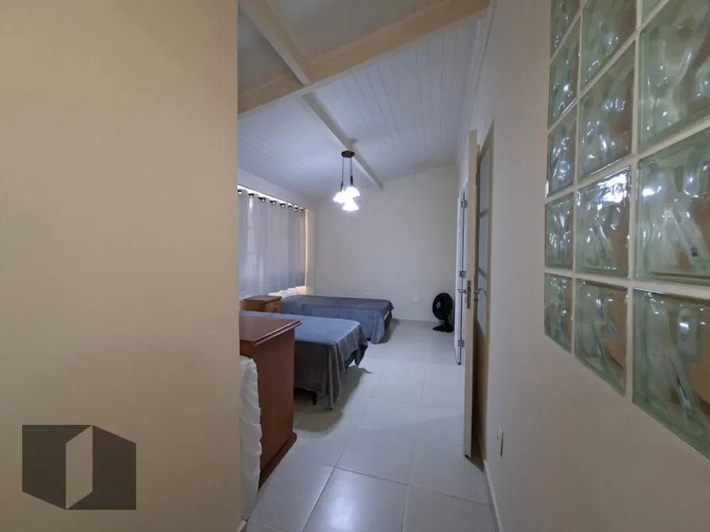 Casa, 6 quartos, 250 m² - Foto 14