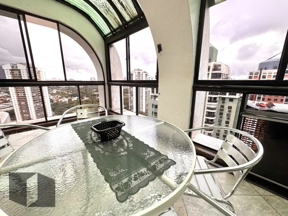 Apartamento, 3 quartos, 199 m² - Foto 2