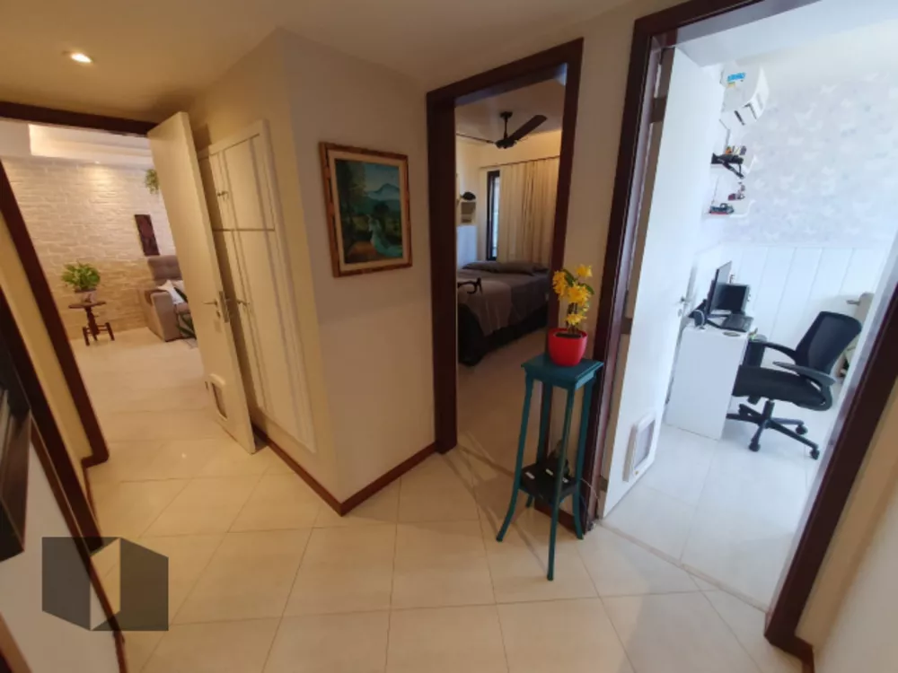 Apartamento à venda com 3 quartos, 114m² - Foto 4