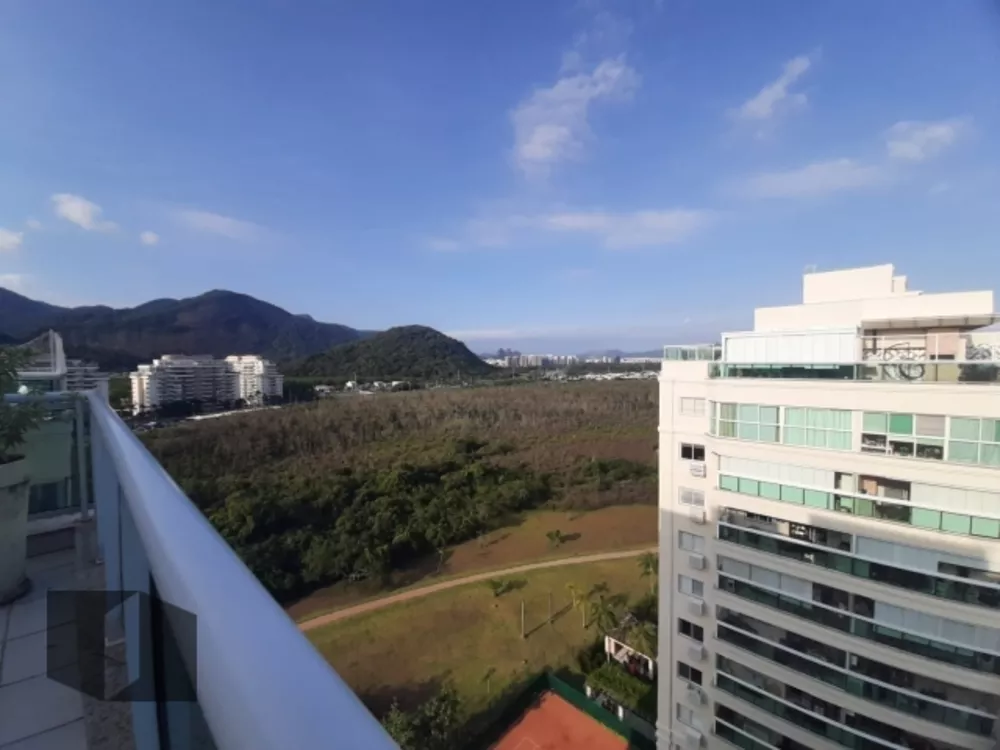 Cobertura, 3 quartos, 237 m² - Foto 3