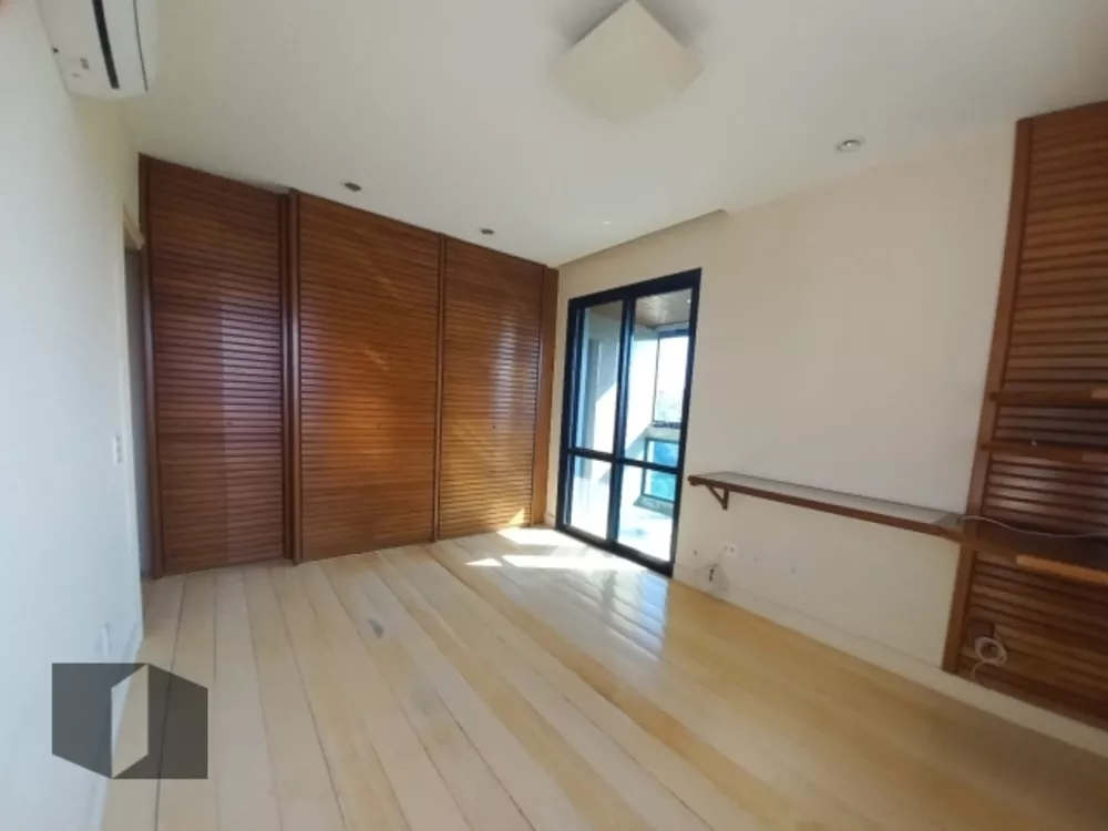 Cobertura, 4 quartos, 392 m² - Foto 13