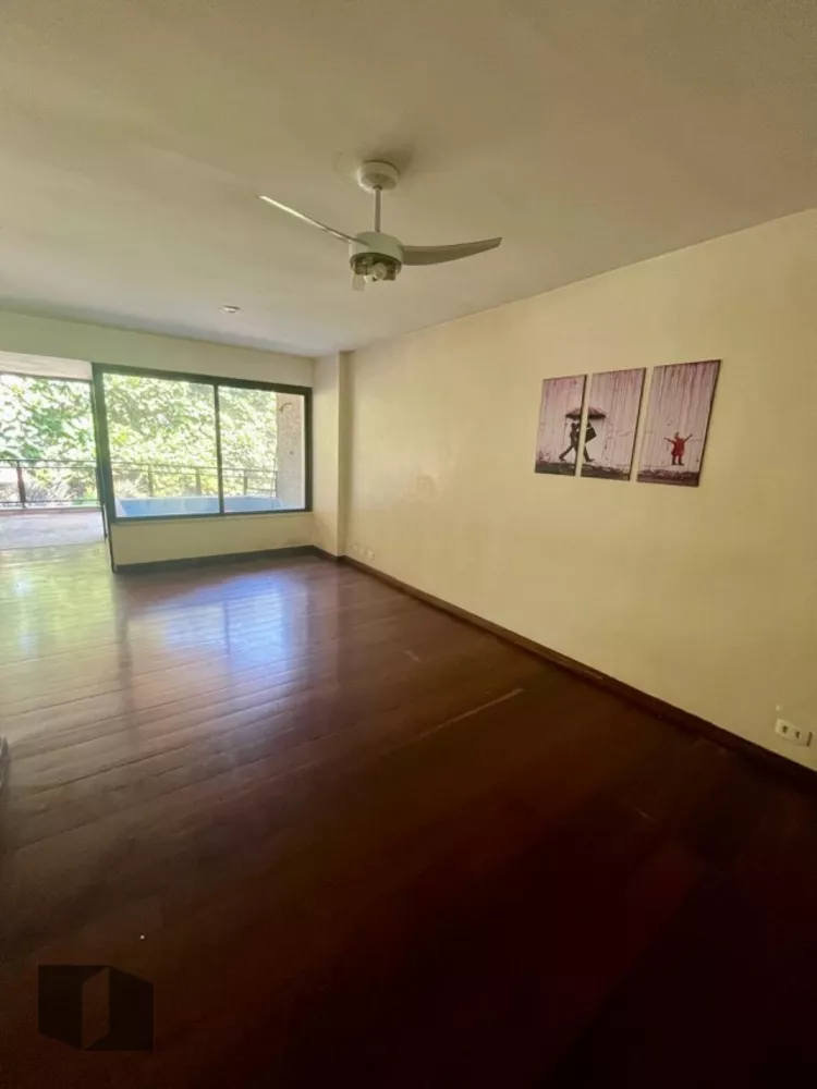 Apartamento à venda com 3 quartos, 174m² - Foto 3