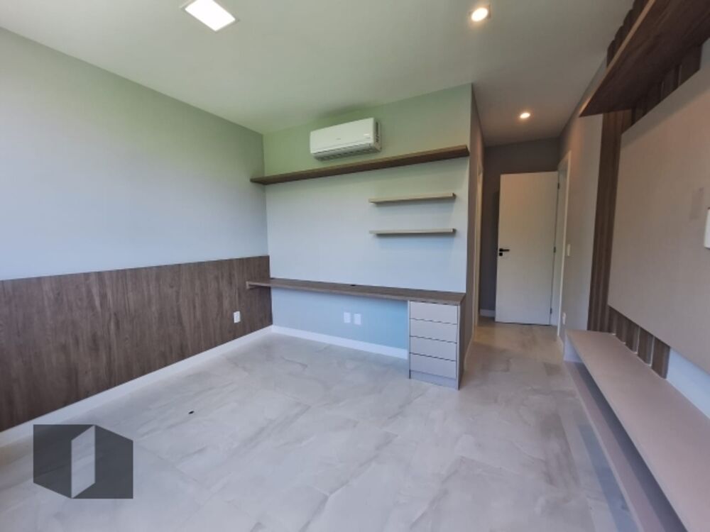 Casa, 5 quartos, 358 m² - Foto 1