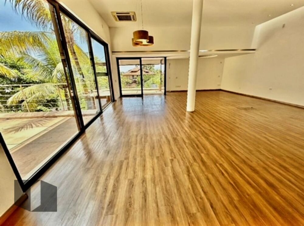 Casa à venda com 4 quartos, 602m² - Foto 4