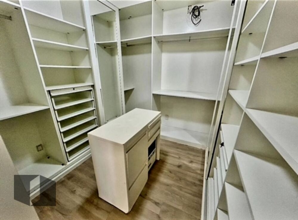 Casa à venda com 4 quartos, 602m² - Foto 6