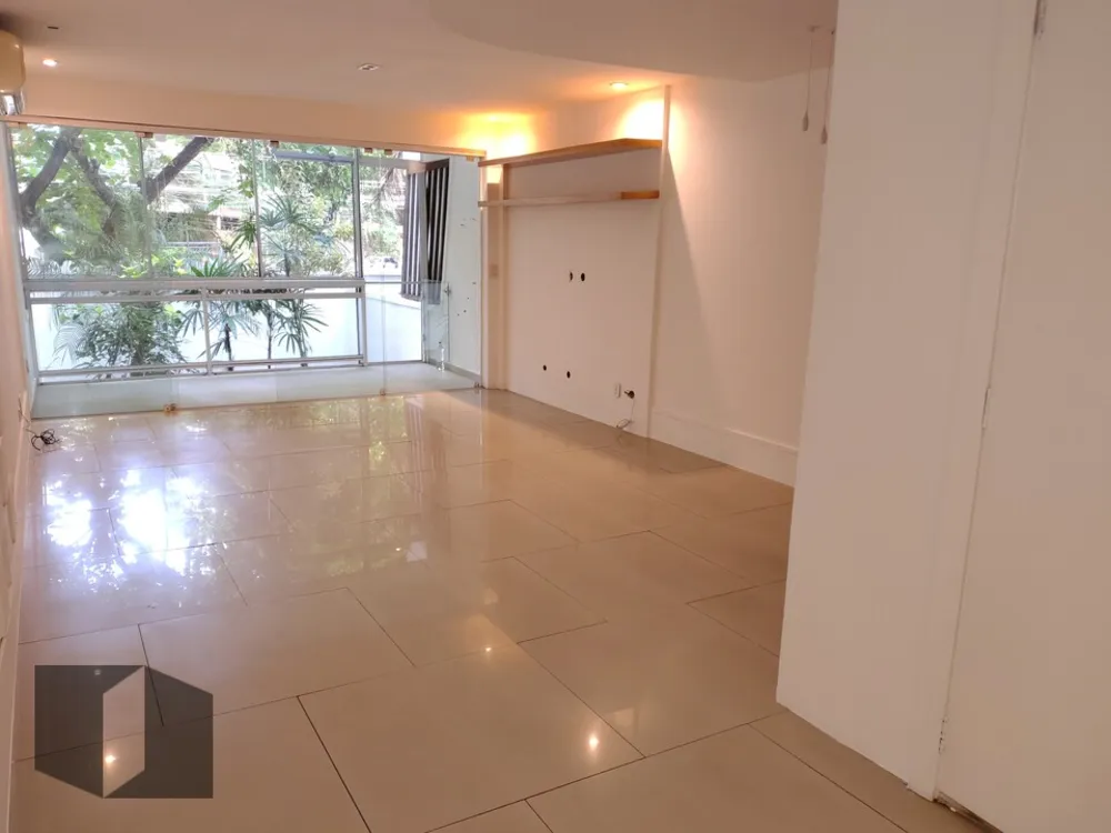 Casa, 4 quartos, 273 m² - Foto 1