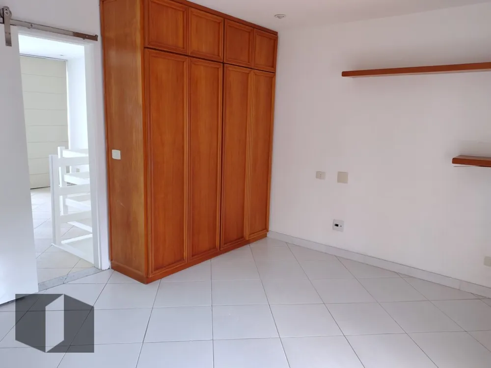 Casa, 4 quartos, 273 m² - Foto 38