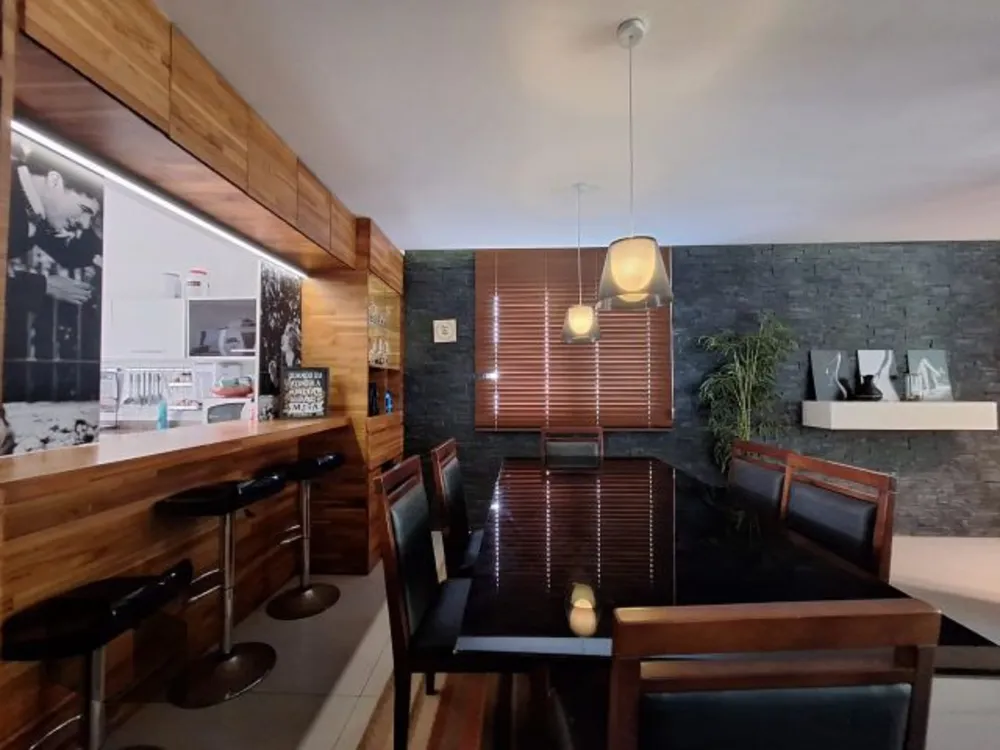 Casa, 4 quartos, 226 m² - Foto 8