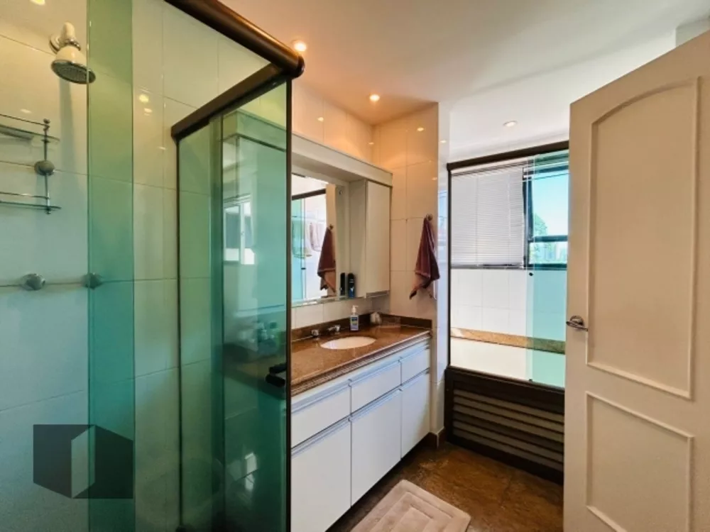 Cobertura, 4 quartos, 359 m² - Foto 2