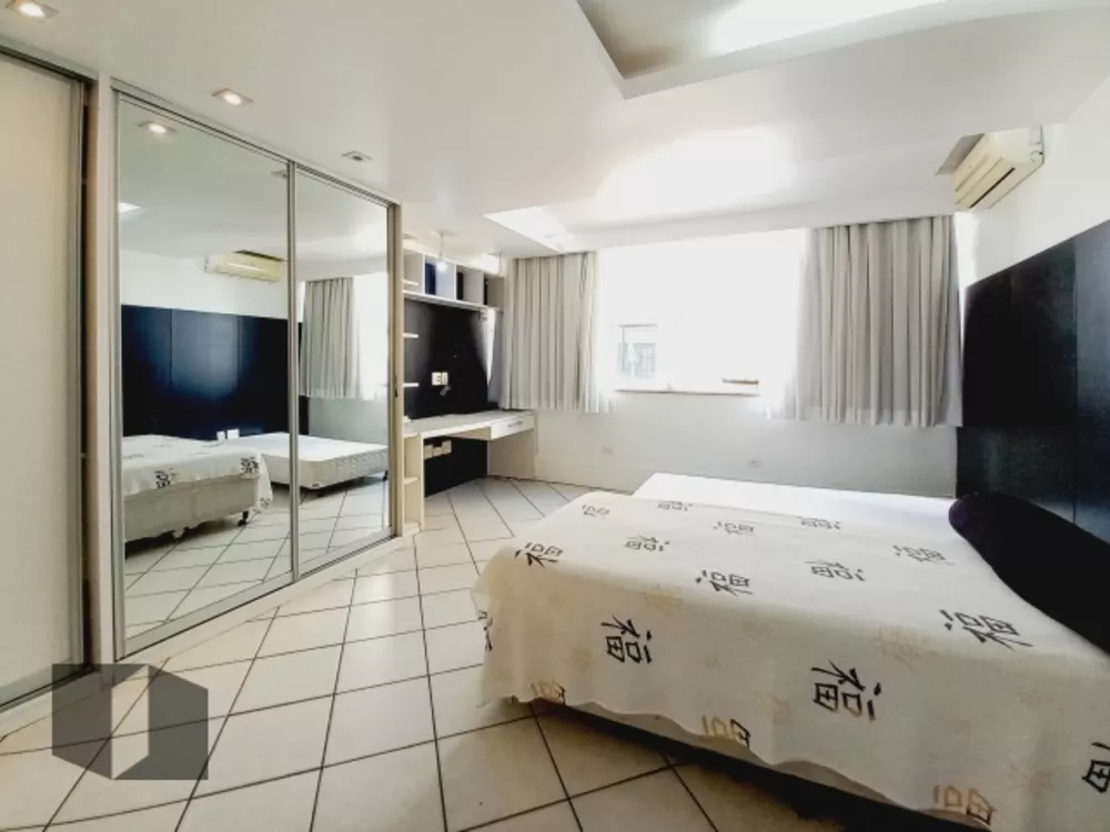 Casa, 3 quartos, 200 m² - Foto 2