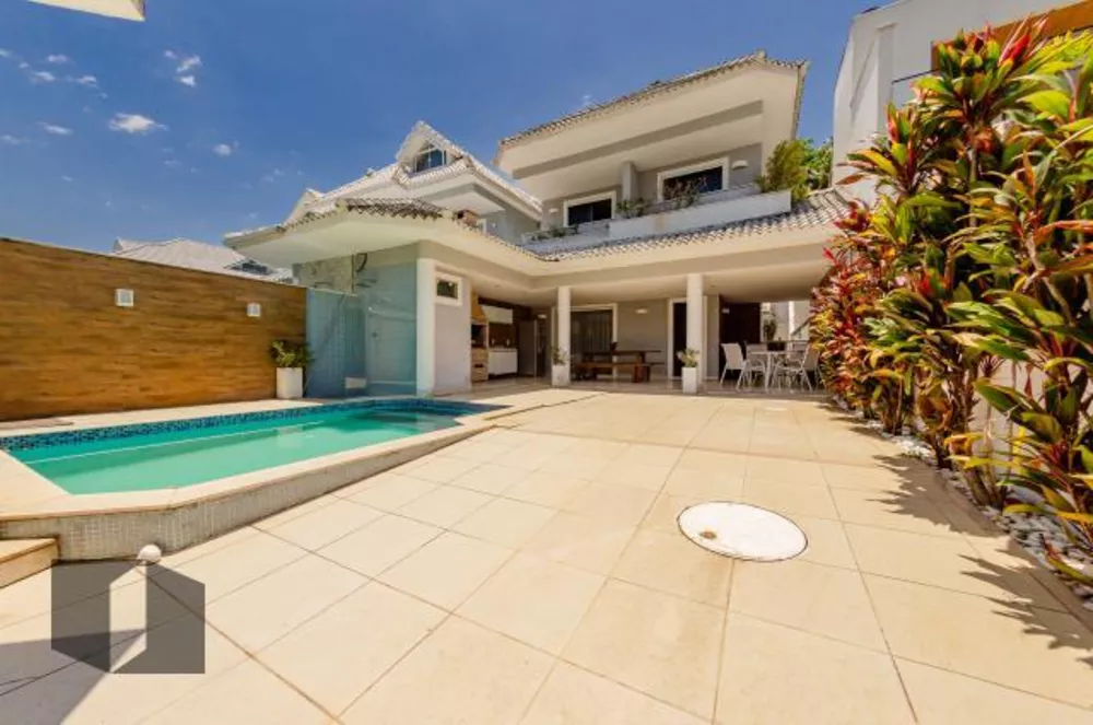Casa, 5 quartos, 240 m² - Foto 4