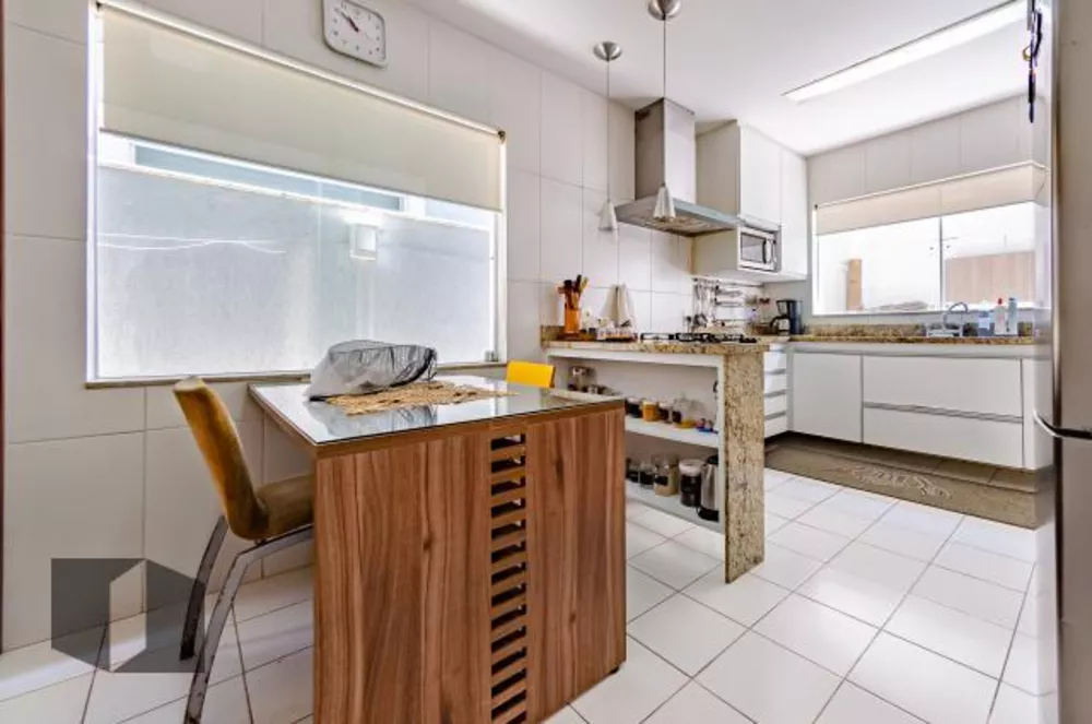 Casa, 5 quartos, 240 m² - Foto 30