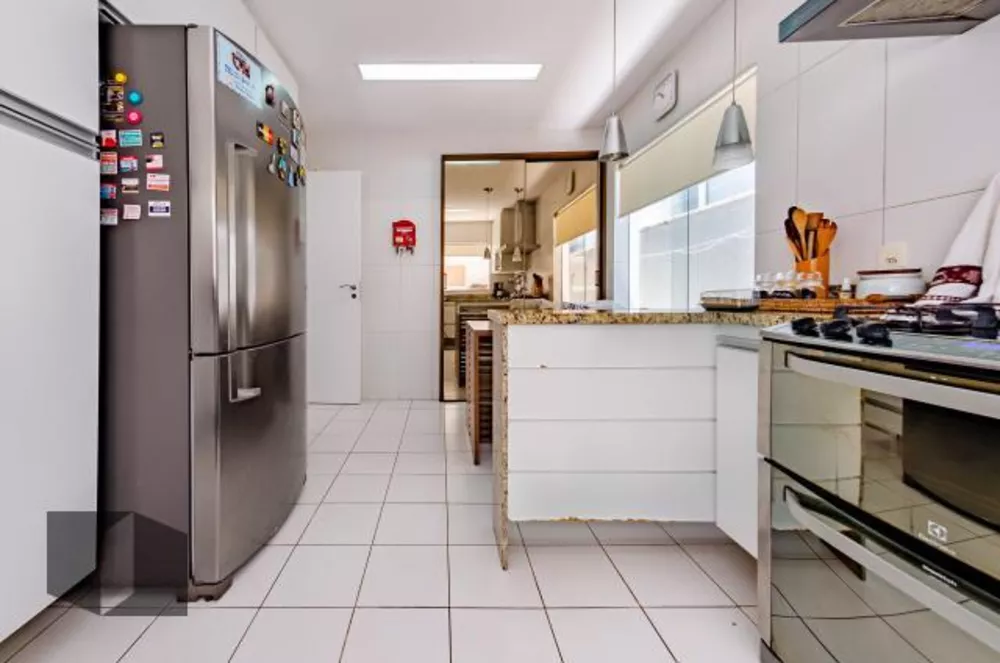 Casa, 5 quartos, 240 m² - Foto 47