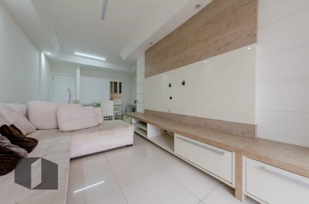 Apartamento à venda com 2 quartos, 100m² - Foto 3