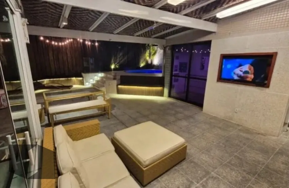 Cobertura, 3 quartos, 222 m² - Foto 4